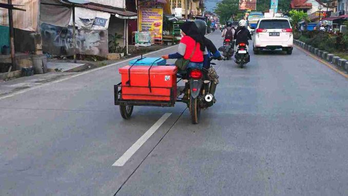 Honda Tiger versi Becak motor